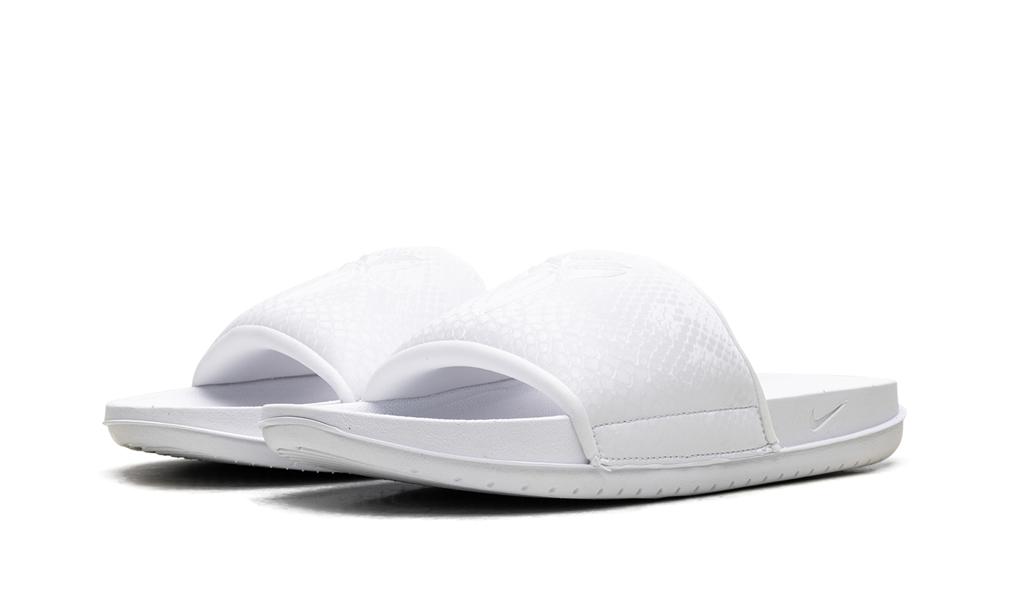 Kobe Offcourt Slide "Triple White" IF2870 100