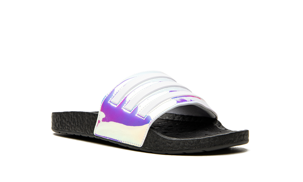 Adilette Boost "Iridescent" FZ2565