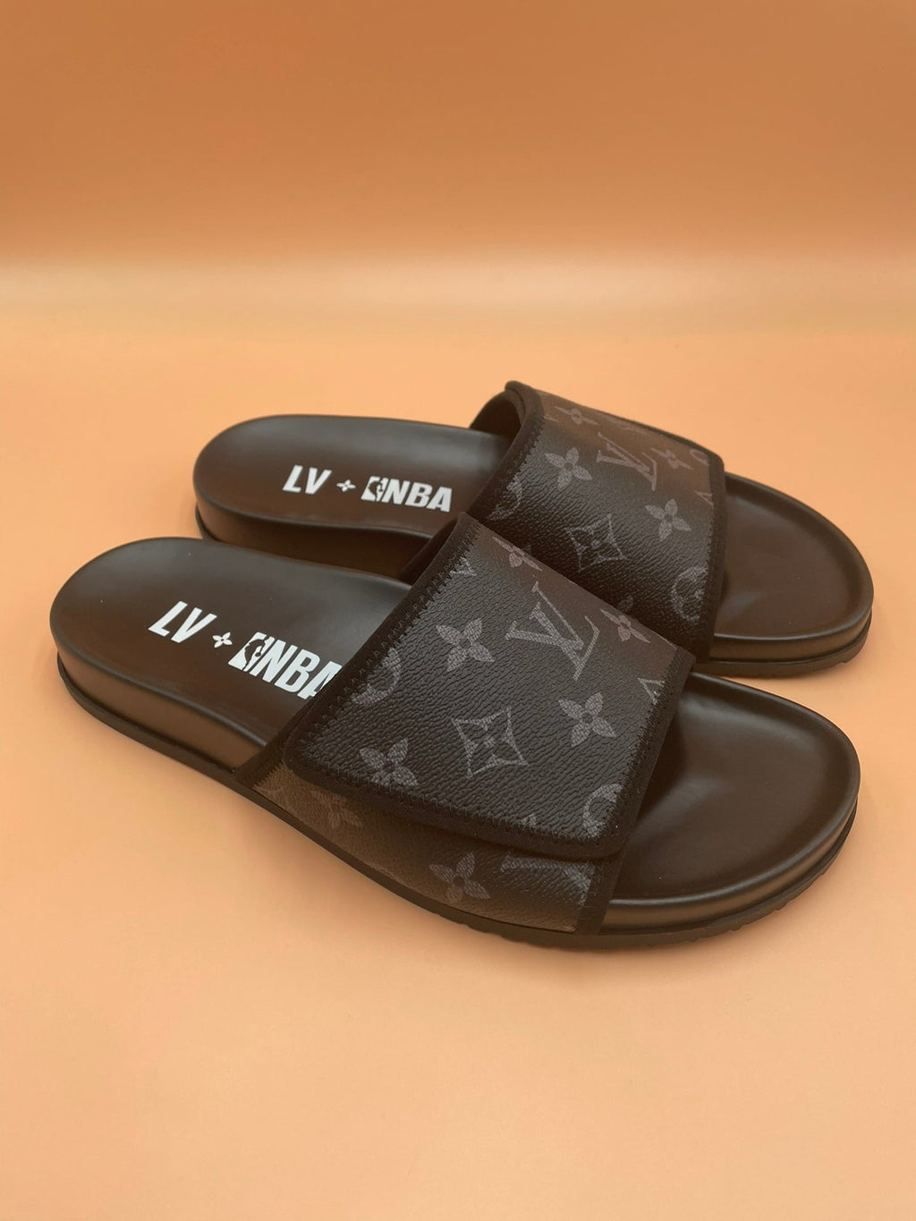 Louis Vuitton Men Slides